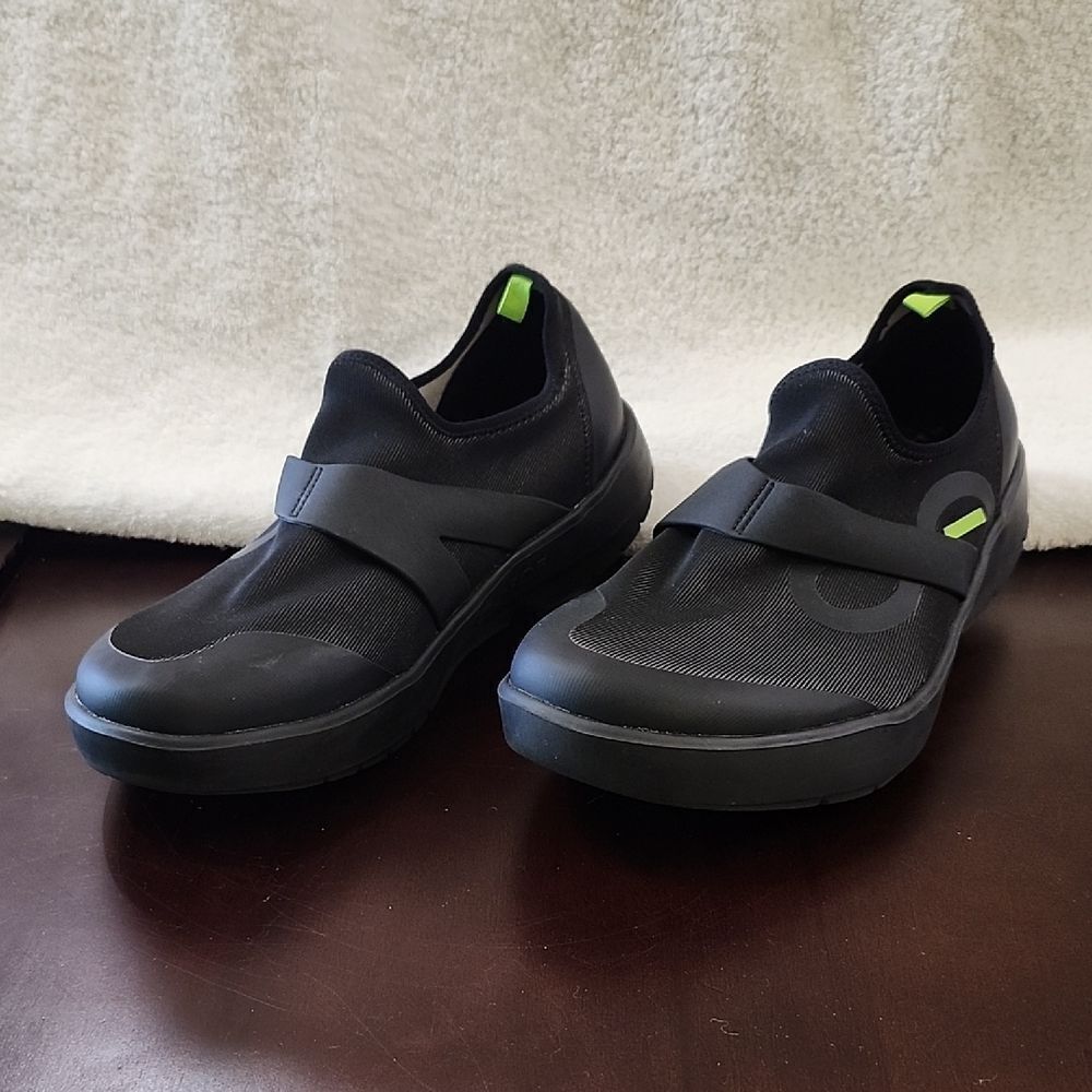 Oofos Eezee Low Recovery Men's 11 Black Shoes
